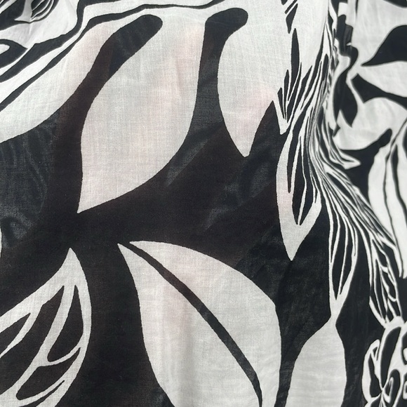 Talbots Plus Size 2x Black And White Patterned Sheer Shirt Long Sleeve Button Up - Picture 4 of 10